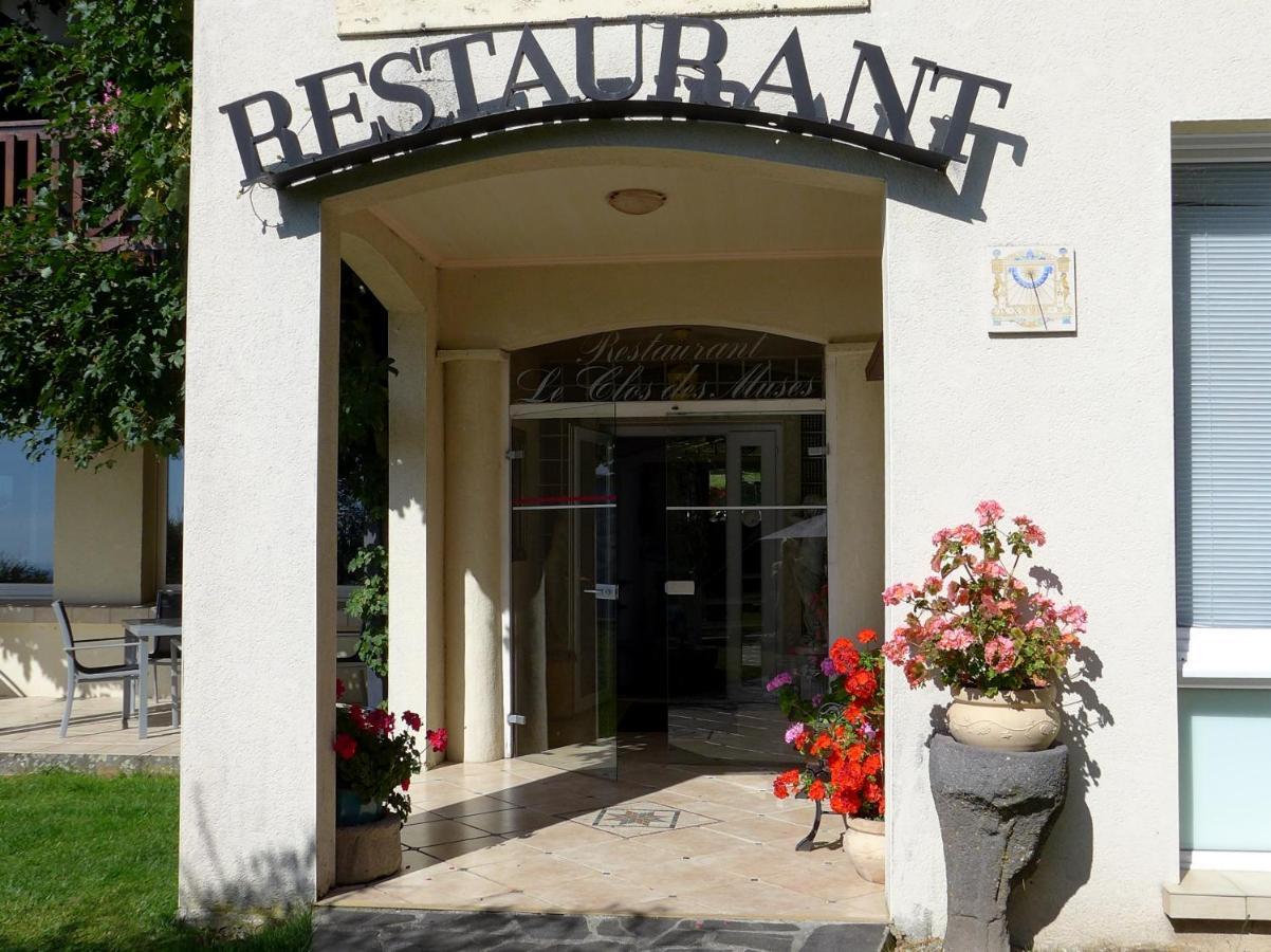 Hostellerie Saint Clement Vic-sur-Cère Exteriör bild